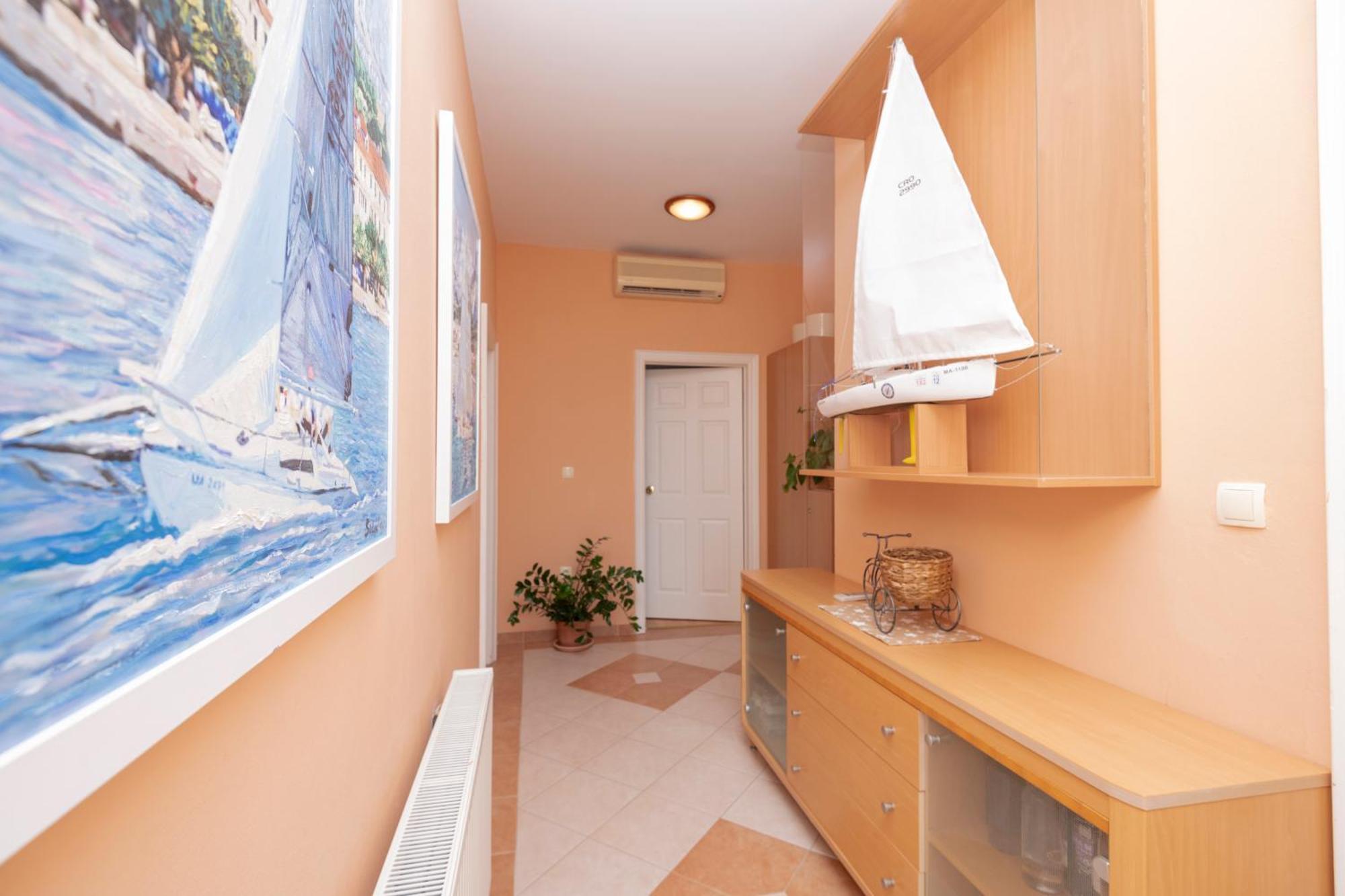 מאקרסקה Family Apartments Marita מראה חיצוני תמונה
