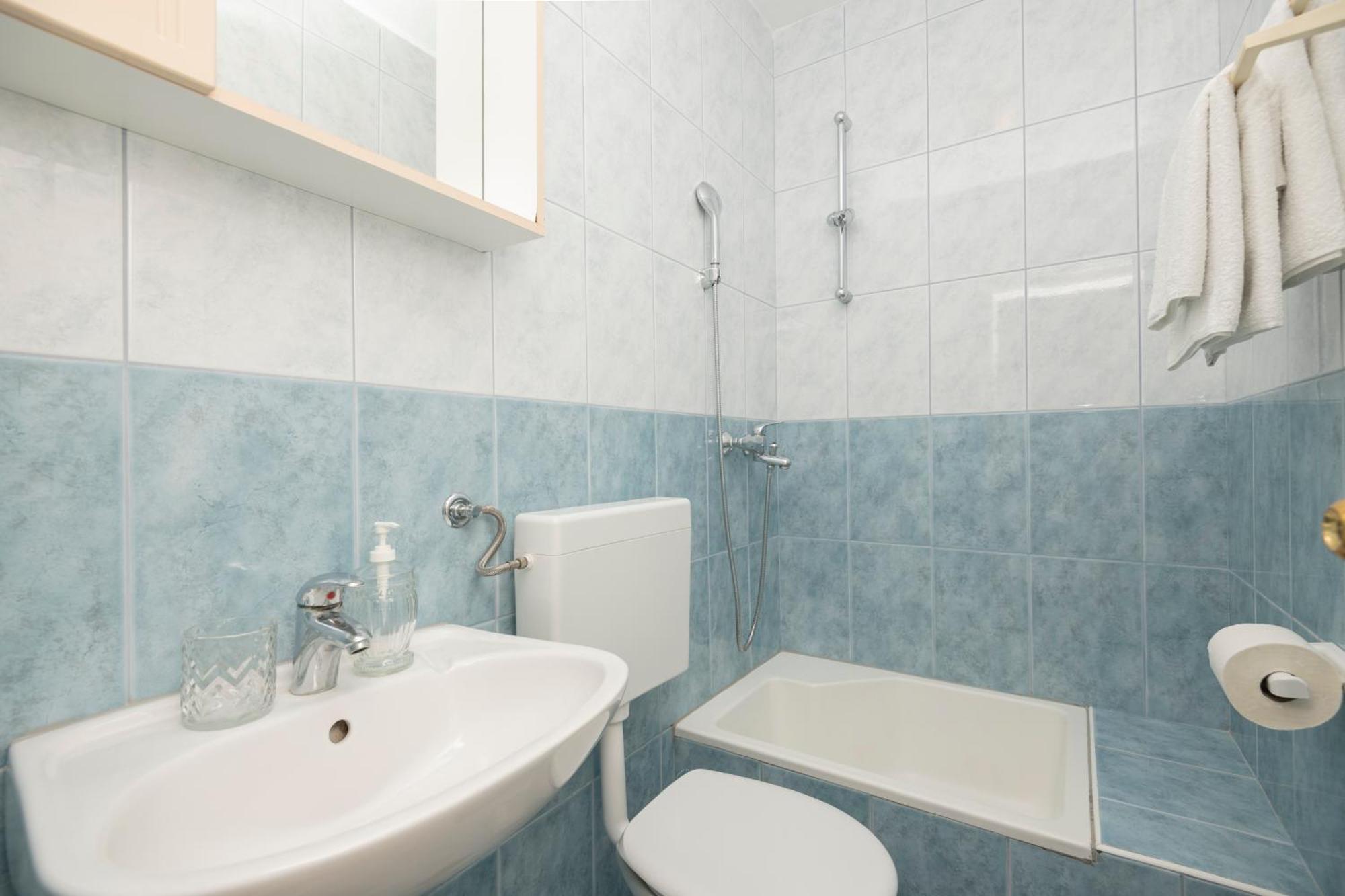 מאקרסקה Family Apartments Marita מראה חיצוני תמונה