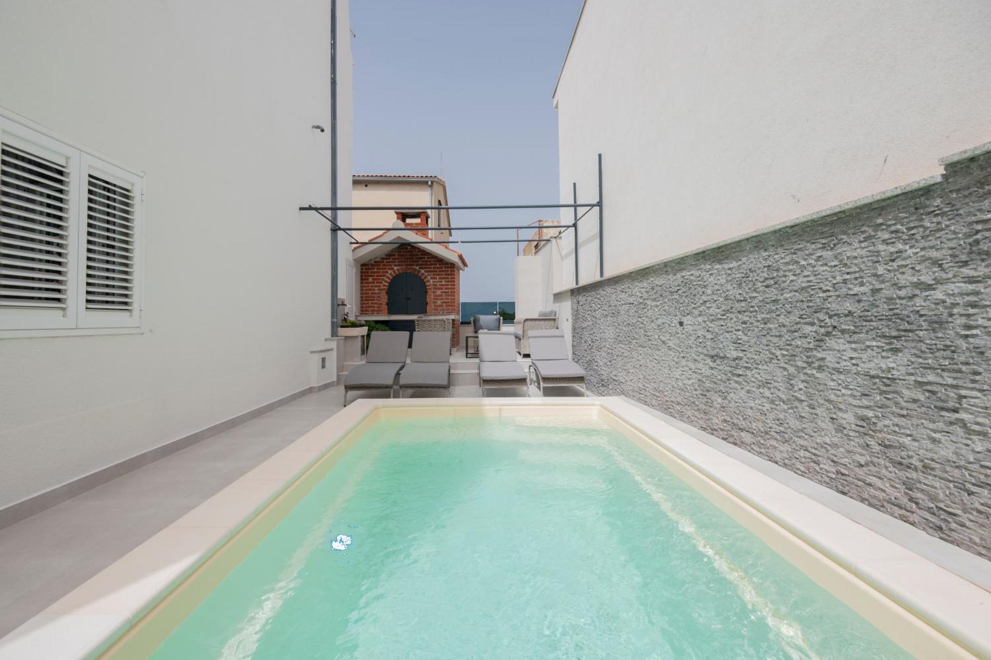 מאקרסקה Family Apartments Marita מראה חיצוני תמונה