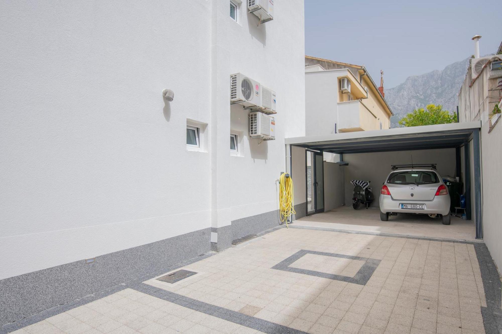 מאקרסקה Family Apartments Marita מראה חיצוני תמונה